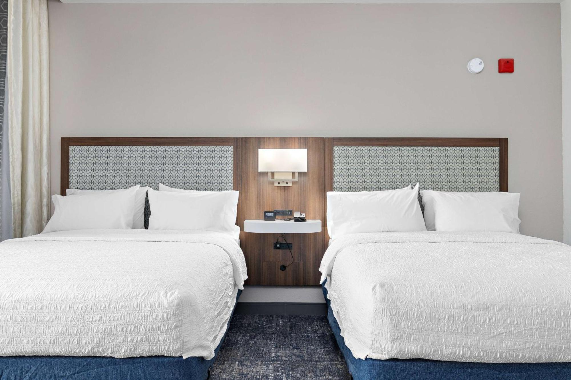 Hampton Inn Kansas City - Downtown Financial District Extérieur photo