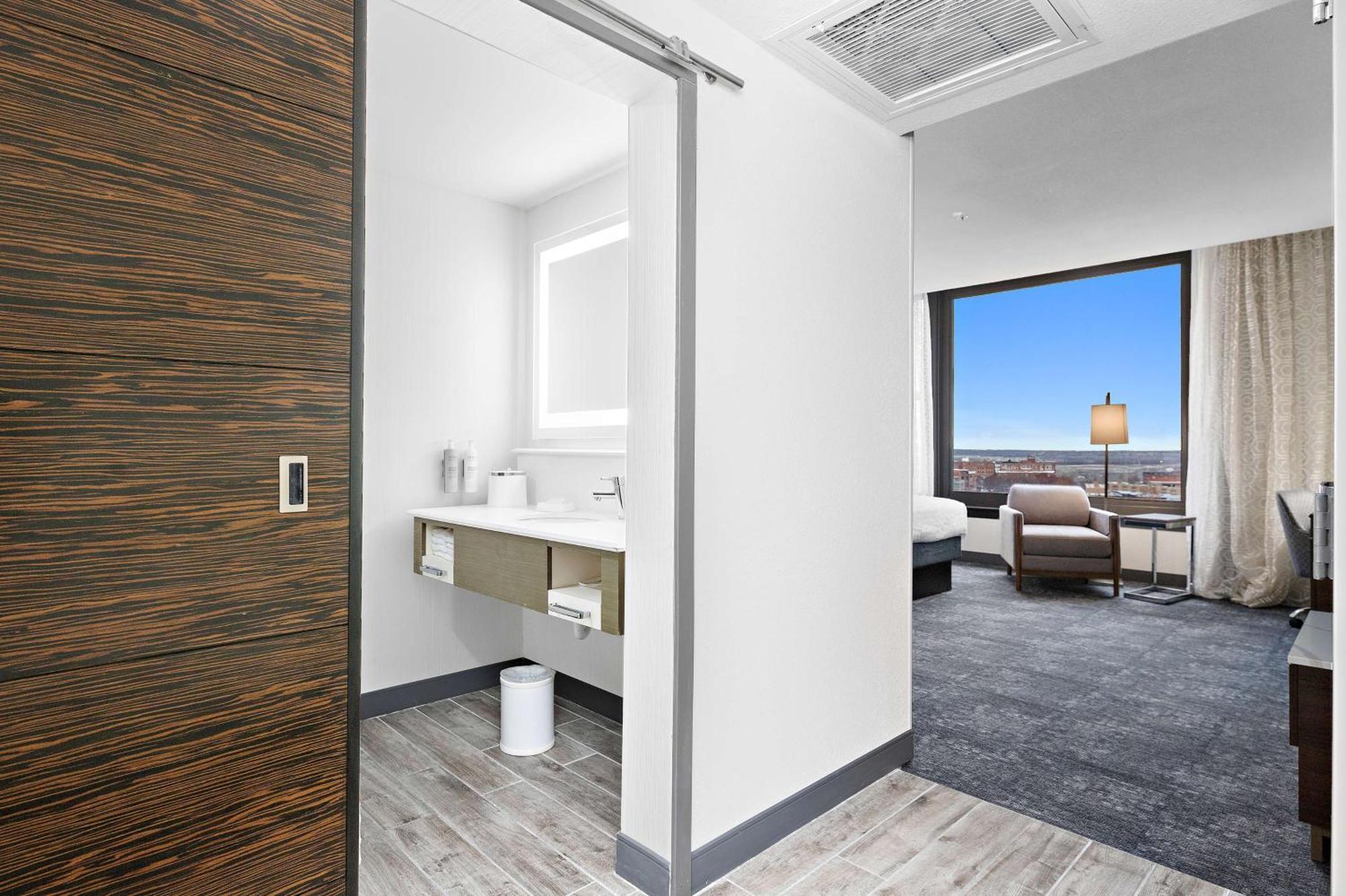 Hampton Inn Kansas City - Downtown Financial District Extérieur photo
