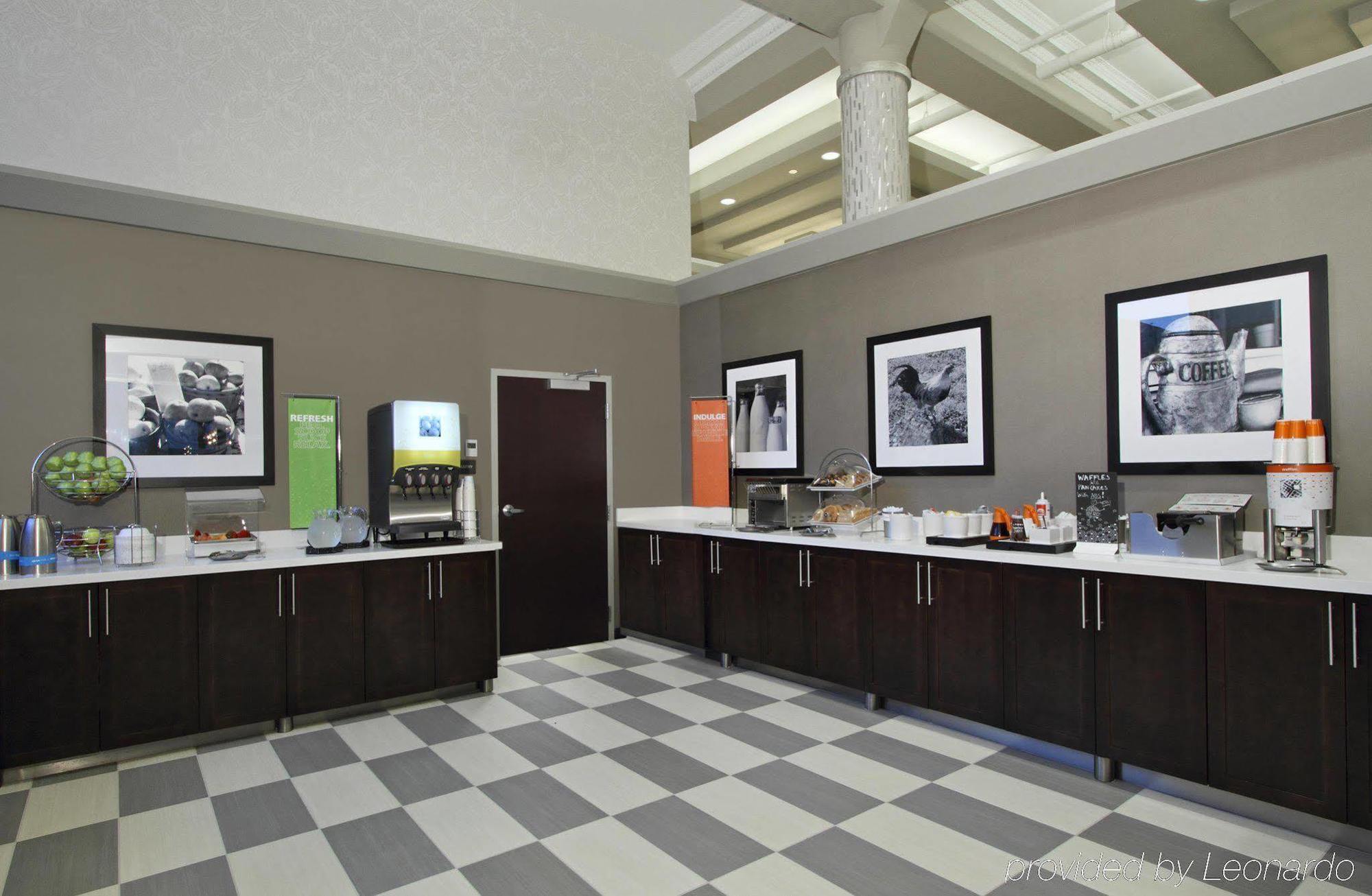 Hampton Inn Kansas City - Downtown Financial District Extérieur photo